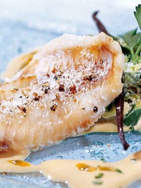 Filet de Saint-Pierre sauce iodée aux huîtres 